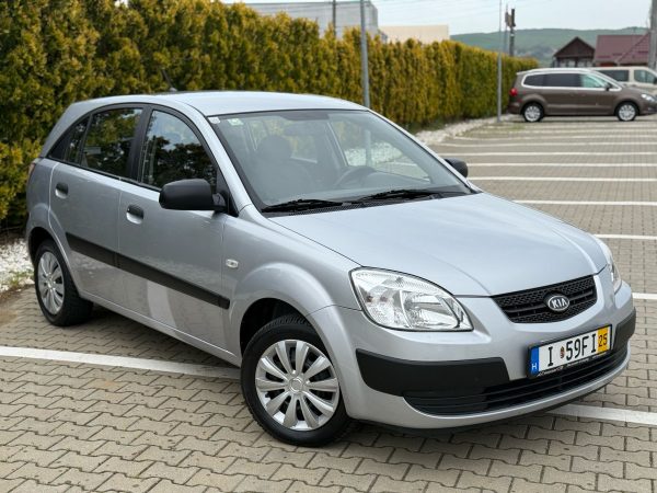KIA RIO 1.4 BENZINA 2009