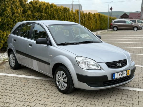 KIA RIO 1.4 BENZINA 2009