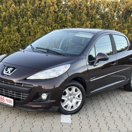 Peugeot 207 1.4 benzină 2011