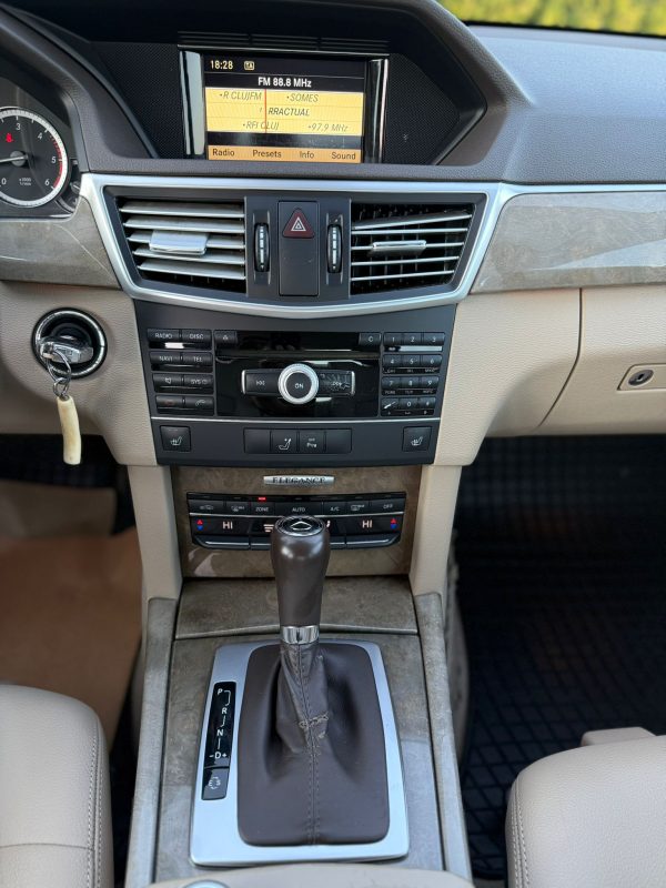 Mercedes E-class  2.2d  2011 euro 5