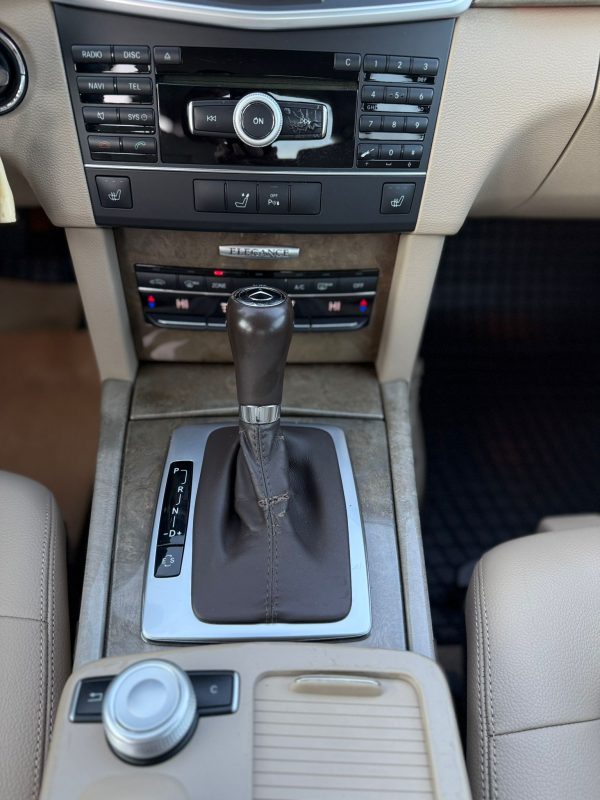 Mercedes E-class  2.2d  2011 euro 5