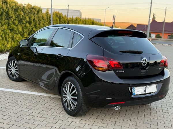 Opel Astra J 2011 2.0cdti euro 5