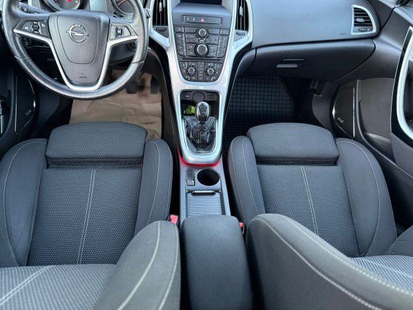 Opel Astra J 2011 2.0cdti euro 5